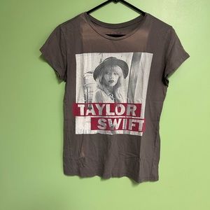 Taylor Swift Red Short Sleeve Shirt